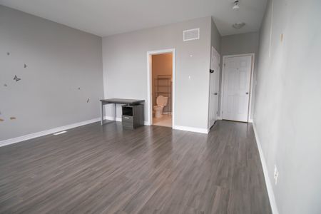 **ALL UTILITIES INCLUDED** Student Room For Rent in St. Catharines!! - Photo 5