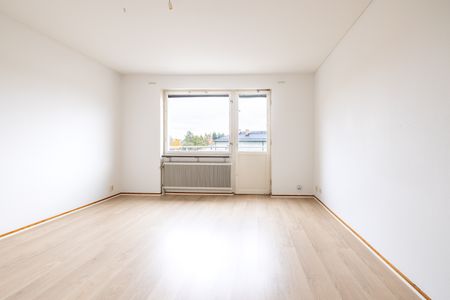 Östermalmsvägen, Finspång - Photo 4