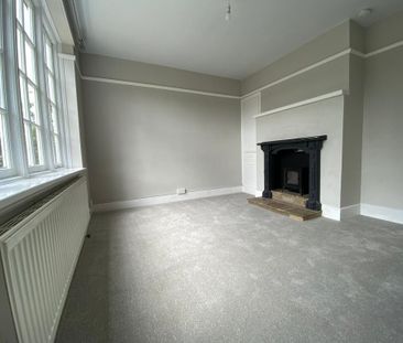 2 bedroom cottage to rent - Photo 2