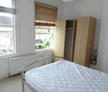 Butler Avenue, Harrow - Photo 6