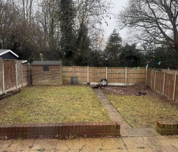 2 bedroom semi-detached house to rent - Photo 5