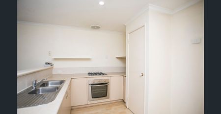 GREAT VALUE 3x2x2 SECURE HOME - Photo 5