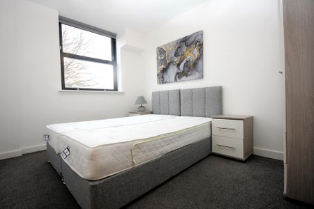 3 bedroom apartment to rent - Photo 3