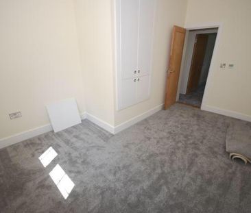 Two Waters Road, Hemel Hempstead, HP3 9BZ, Hertfordshire - Photo 3