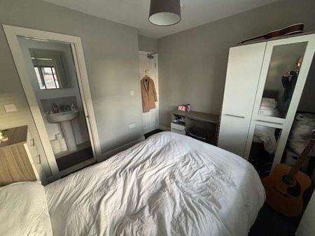 High quality HMO in prime location - Photo 4