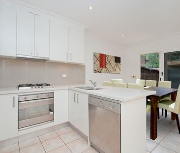 35 Neutral Street, North Sydney NSW 2060 - House For Rent | Domain - Photo 3