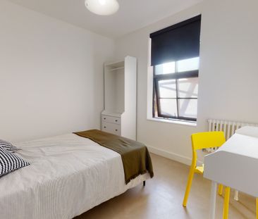 19 Frederick Street Flat 1 - Photo 4