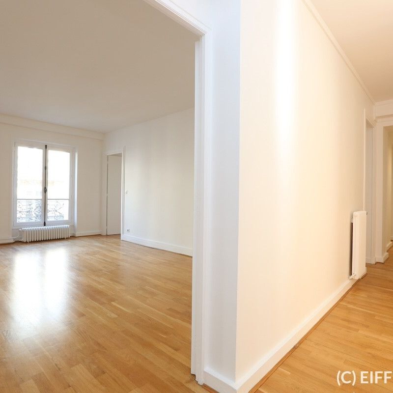 Tout savoir sur cet appartement dans le quartier Saint Philippe du Roule, à Paris 8ème - Photo 1