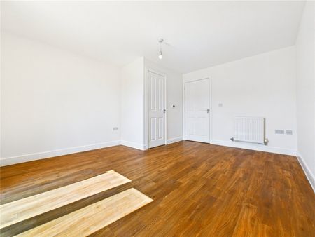 Motor Walk, Colchester, CO4 5SP - Photo 5