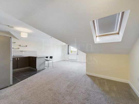 2 bedroom apartment to rent - Photo 1