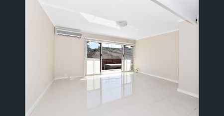 2-Bedroom Beauty Near Puckle Street - Photo 4