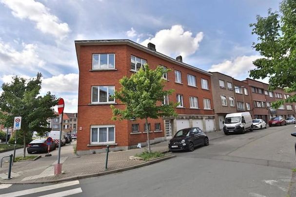 Appartement te huur - Photo 1