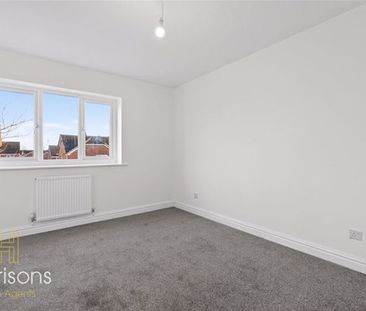 Rainbow Drive, Atherton, Manchester - Photo 6