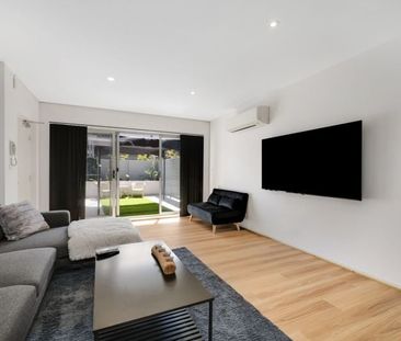 18/36 Antill Street, Queanbeyan - Photo 3