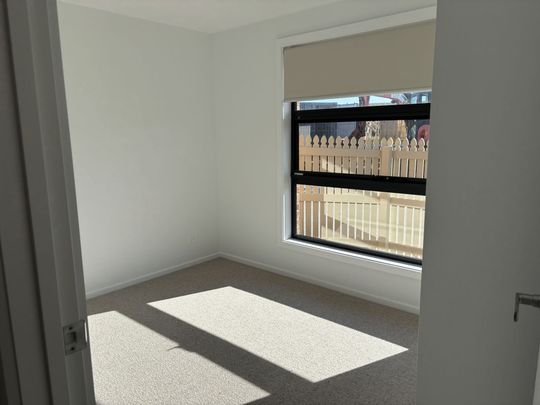 1/10 Sandwood Place, East Devonport TAS 7310 - Photo 1