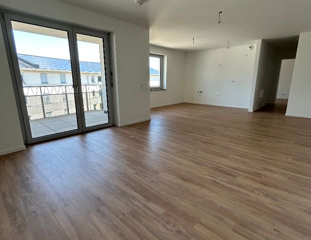 NEUBAU - 2-Zimmer Wohnung im 4. OG mit Balkon (Nr. 13) Aufzug, Tiefgarage, Fußbodenheizug - Photo 1