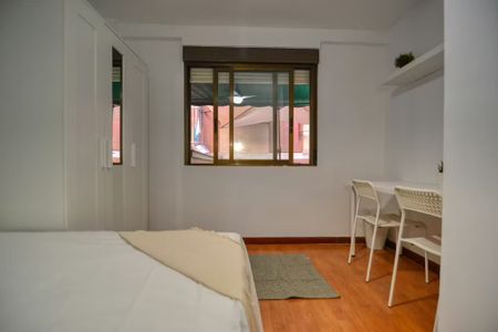 Calle San Lamberto, Madrid, Community of Madrid 28017 - Photo 4