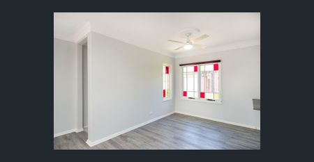 2 Bedroom Unit In Prime Location - Photo 3