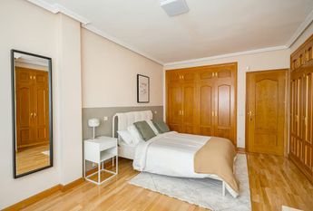 Calle de Umbría, Madrid, Community of Madrid 28043