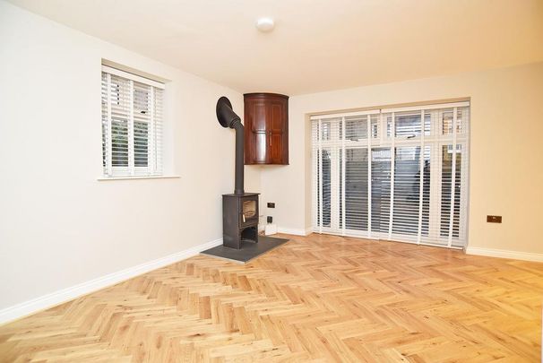 2 bedroom semi-detached house to rent - Photo 1