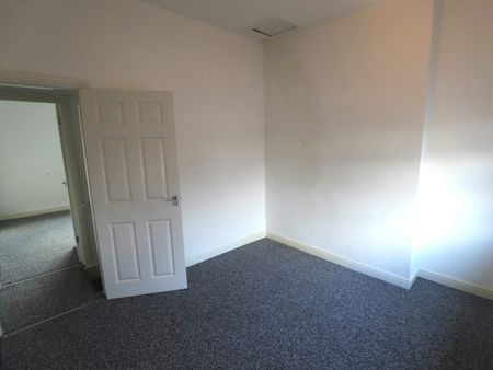 End of terrace house to rent on - Photo 5