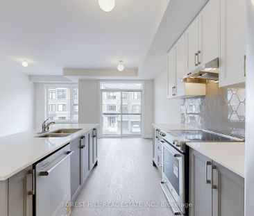 For Lease - 220 Tennant Circle, Vaughan, Ontario - Photo 6