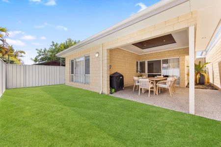 8A Randall Street, DIANELLA WA 6059 - Photo 4