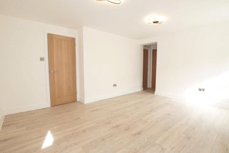 2 bedroom semi-detached house to rent - Photo 2