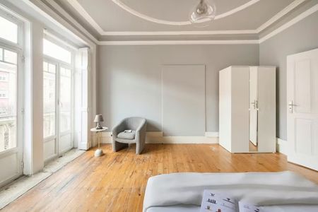 Avenida António Augusto de Aguiar, Lisbon, Lisbon 1050-210 - Photo 2