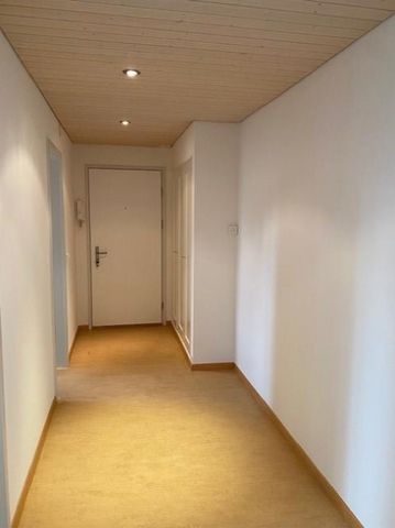 Appartement lumineux à la périphérie de la ville - Photo 3