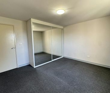 TWO BEDROOM APARTMENT IN THE HEART OF BANKSTOWN CBD - Photo 2