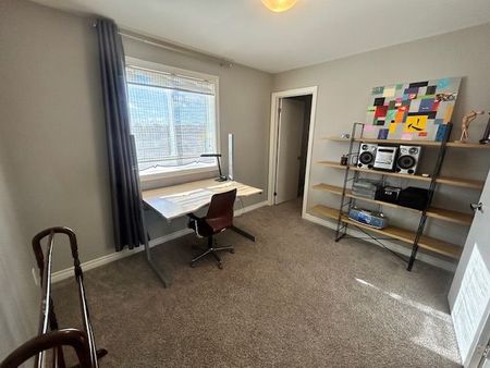 For Lease - 5 Ridgeway Place, Belleville, Ontario - Photo 3