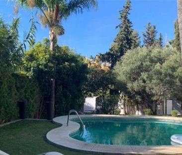 3 room luxury Villa for rent in Marbella, Andalusia - Photo 5