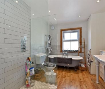 4 bedroom terraced house to rent - Photo 3