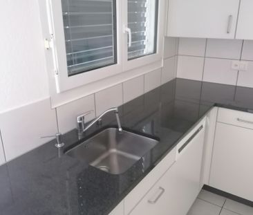 Gemütliche 2.5-Zimmer-Wohnung mit Balkon in Brünisried - Foto 3