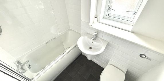 Princes Gate, Glasgow, G73 - Photo 2