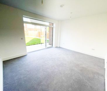 3 bedroom detached house to rent - Photo 1