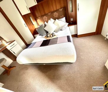 2 bedroom park home to rent - Photo 3