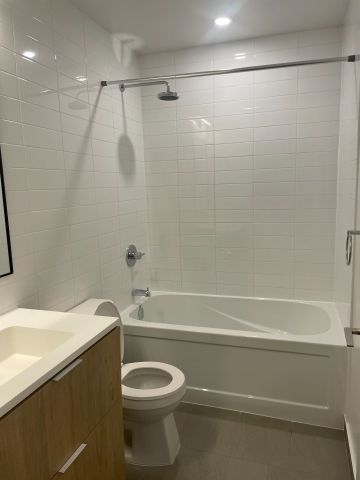 For Lease - 25 Nicholas Avenue Unit# 318, Toronto, Ontario - Photo 3