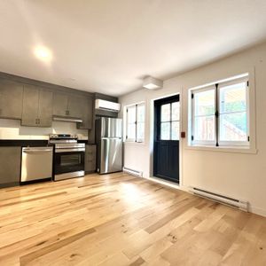 3 1/2 Rénové Au Vieux-Port - Photo 3