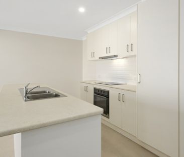 2/8 Rosenstengel Street, Darling Heights - Photo 4