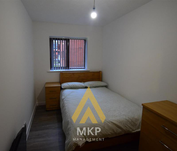 2 bedroom flat to rent - Photo 6