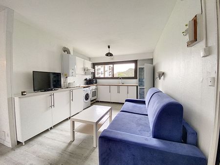 Apartment - Photo 2