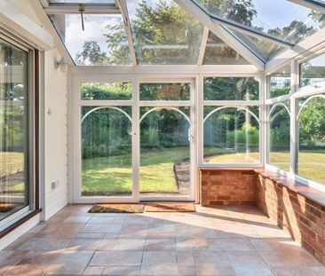 4 bedroom detached house to rent - Photo 6