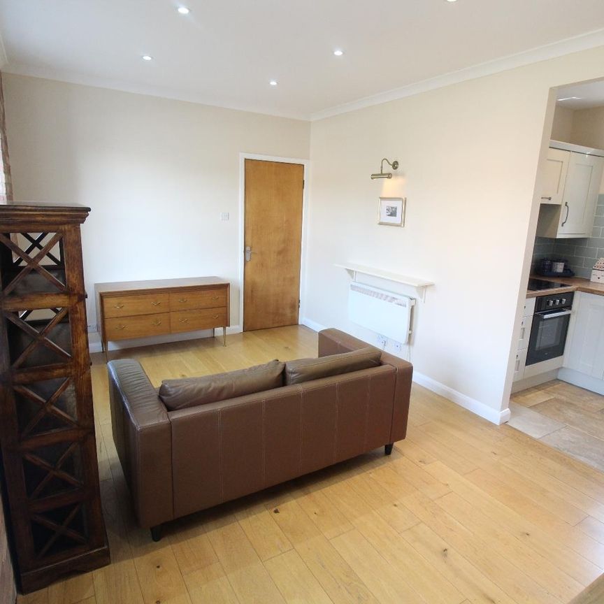 1 bedroom apartment to rent - Photo 1