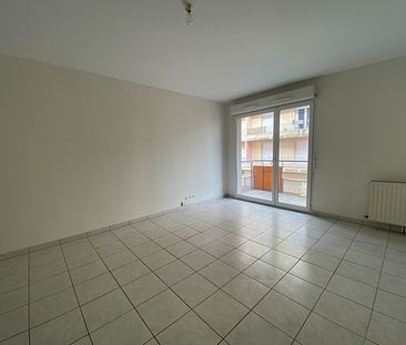 SANS FRAIS D'AGENCE -RUE ENCOMBE VINEUSE, Spacieux T2 de 53m² avec parking et balcon ! - Photo 5