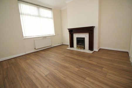 3 bedroom terraced house to rent - Photo 2