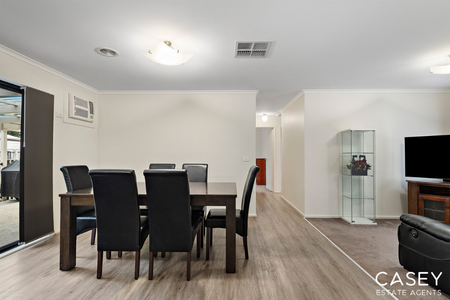 17 Briarley Court, Hampton Park - Photo 4