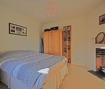 1 bedroom end of terrace house to rent - Photo 2