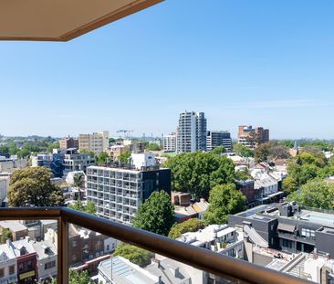 Generous Studio Apartment in Prime Inner-City Location - Offered Un... - Photo 5